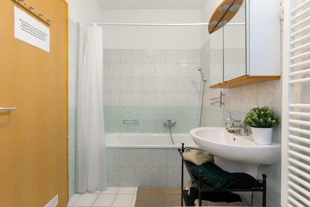 Acacia City Center Apartment Budapest Exterior photo